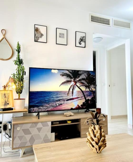 Magnifique Duplex Avec Terrasse Proche De La Plage マラガ エクステリア 写真