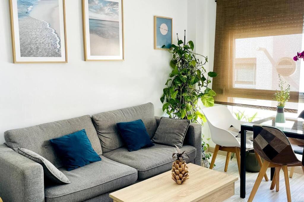 Magnifique Duplex Avec Terrasse Proche De La Plage マラガ エクステリア 写真